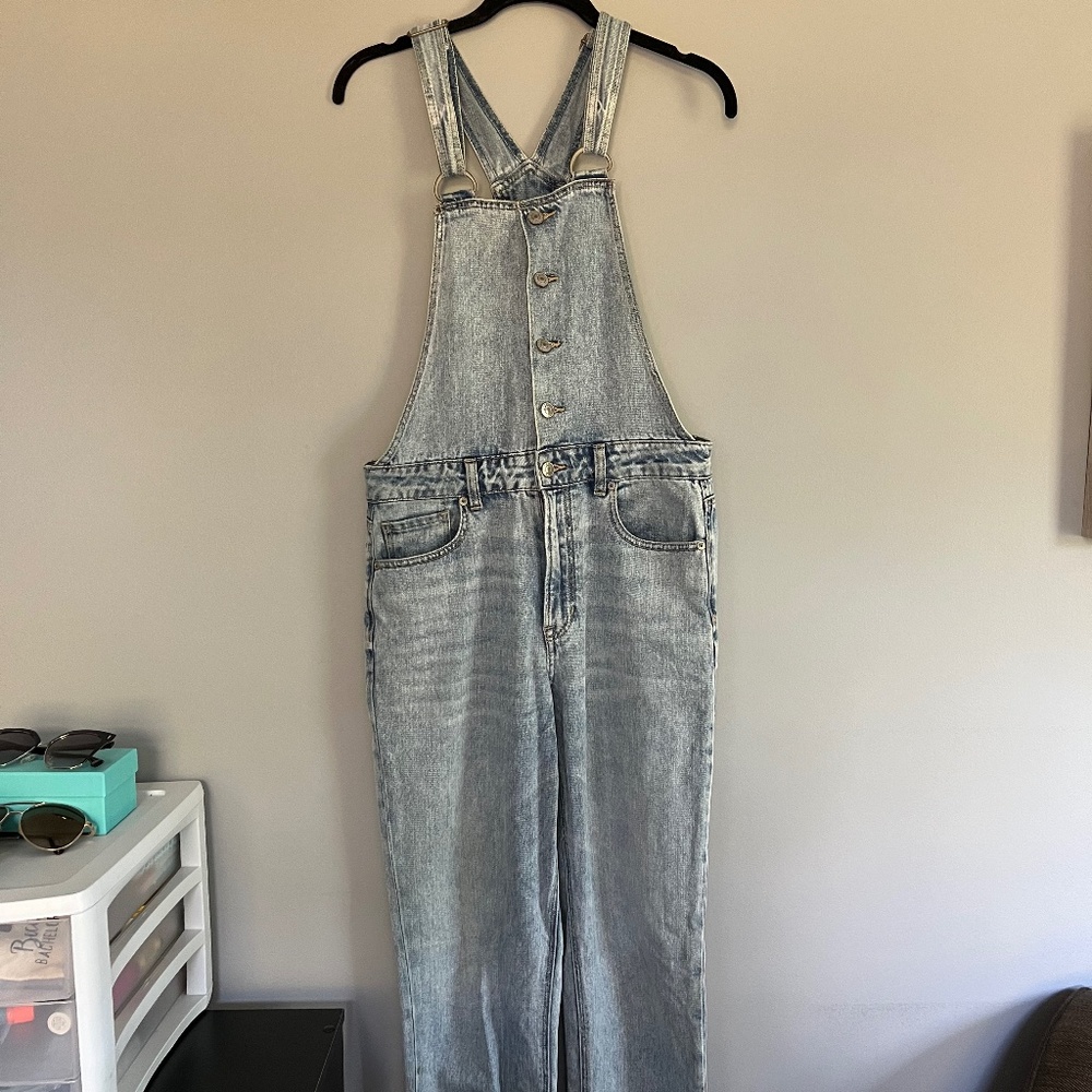 -American Eagle- NWOT Mom Overalls